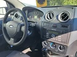 Utilizat 2007 Ford Fiesta Hatchback | 3.700 EUR