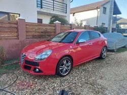 Rosu Utilizat 2014 Alfa Romeo Giulietta Hatchback | 6.099 EUR