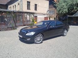 Negru Utilizat 2007 Mercedes 500 Berlinǎ | 19.000 EUR