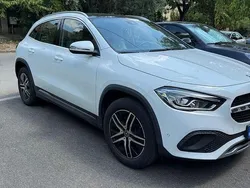 Culoarealb Utilizat 2020 Mercedes GLA250 SUV | 29.500 EUR (Super Preț)