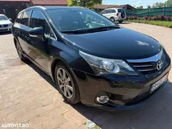 Culoarealte culori Utilizat 2012 Toyota Avensis Executive Berlinǎ | 7.500 EUR