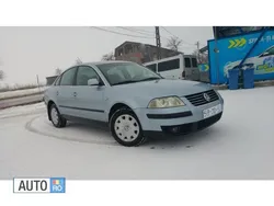 Argintiu Utilizat 2002 VW Passat Berlinǎ | 2.750 EUR (Puțin scump)