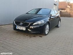 Culoarenegru Utilizat 2014 Volvo V40 Momentum Hatchback | 7.190 EUR (Preț OK)