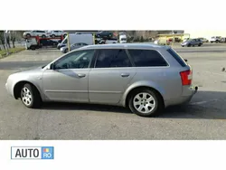Gri Utilizat 2003 Audi A4 Break | 3.350 EUR (Scump)