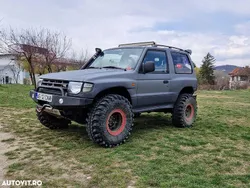 Culoaregri Utilizat 2000 Mitsubishi Pajero SUV | 7.550 EUR