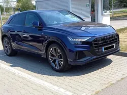 Culoarealbastru Utilizat 2022 Audi Q8 SUV | 40.000 EUR