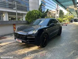Culoarenegru Nouă 2025 Porsche Cayenne Turbo E-Hybrid SUV | 250.349 EUR
