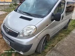 Gri Utilizat 2008 Opel Vivaro Van | 6.900 EUR (Puțin scump)