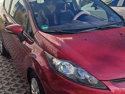 Culoarealte culori Utilizat 2009 Ford Fiesta Hatchback | 3.100 EUR (Preț OK)