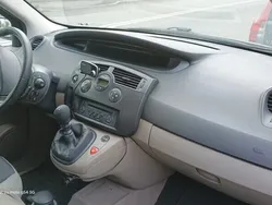 Negru Utilizat 2007 Renault Scénic II Monovolum | 2.700 EUR