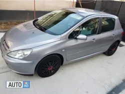 Gri Utilizat 2003 Peugeot 307 Hatchback | 2.500 EUR (Scump)