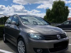 Culoarebej Utilizat 2009 VW Golf Plus Cross Monovolum | 5.500 EUR