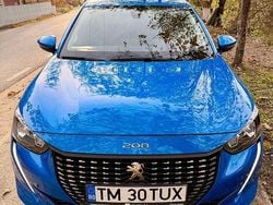 Culoarealbastru Utilizat 2021 Peugeot 208 Allure Hatchback | 15.350 EUR (Puțin scump)