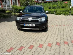 Culoarenegru Utilizat 2011 Dacia Duster Lauréate SUV | 7.450 EUR (Preț OK)