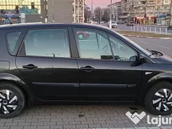 Alte culori Utilizat 2007 Renault Scénic II Monovolum | 2.400 EUR