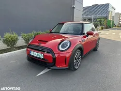 Rosu Utilizat 2022 Mini Cooper SE Hatchback | 23.499 EUR (Scump)