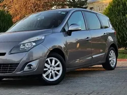 Gri Utilizat 2011 Renault Grand Scénic III Monovolum | 5.900 EUR (Scump)