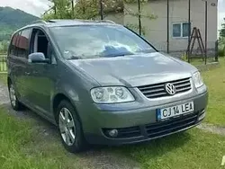 Argintiu Utilizat 2006 VW Touran Monovolum | 2.999 EUR (Preț OK)