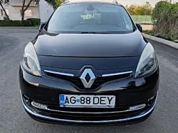 Negru Utilizat 2013 Renault Scénic III Bose Edition Monovolum | 6.199 EUR (Puțin scump)