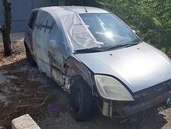 Gri Utilizat 2002 Ford Fiesta Hatchback | 500 EUR (Preț OK)