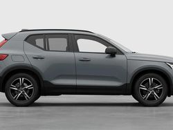["vapour grey"] Utilizat 2025 Volvo XC40 Plus SUV | 43.246 EUR