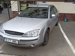 Utilizat 2001 Ford Mondeo Titanium Hatchback | 2.499 EUR