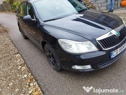 Negru Utilizat 2011 Skoda Octavia Classic Berlinǎ | 4.100 EUR (Preț OK)