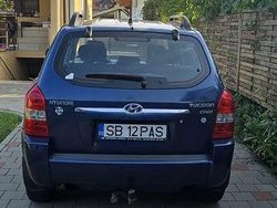Culoarealbastru Utilizat 2004 Hyundai Tucson GLS SUV | 3.900 EUR (Scump)