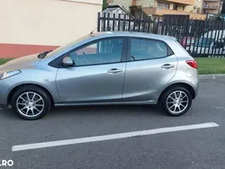 Gri Utilizat 2010 Mazda 2 Hatchback | 3.500 EUR