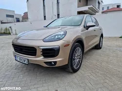 Bej Utilizat 2015 Porsche Cayenne SUV | 26.900 EUR
