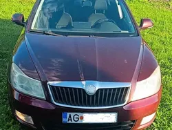 Rosu Utilizat 2010 Skoda Octavia Berlinǎ | 4.500 EUR (Preț OK)