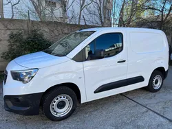 Alb Utilizat 2020 Opel Combo Monovolum | 7.990 EUR (Preț OK)