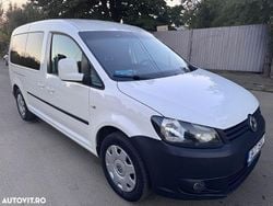Culoarealb Utilizat 2015 VW Caddy Maxi Comfortline Monovolum | 9.570 EUR (Super Preț)