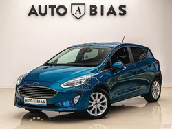 Albastru Utilizat 2018 Ford Fiesta Titanium Hatchback | 11.349 EUR (Scump)