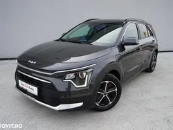 Gri inchis metalic perleffect Utilizat 2023 Kia Niro Gold SUV | 27.800 EUR (Scump)