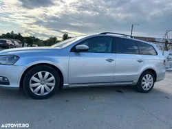 Gri Utilizat 2013 VW Passat Comfortline Break | 6.990 EUR (Preț bun)