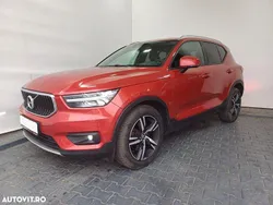 Rosu Utilizat 2020 Volvo XC40 Momentum SUV | 19.990 EUR (Super Preț)