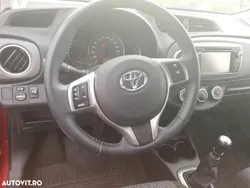 Culoarerosu Utilizat 2013 Toyota Yaris | 3.400 EUR (Preț bun)
