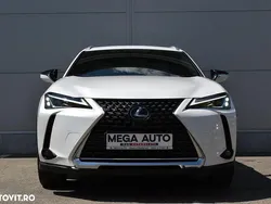 Alb Utilizat 2019 Lexus UX SUV | 23.999 EUR