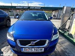 Culoarealbastru Utilizat 2010 Volvo S40 Momentum Berlinǎ | 4.150 EUR (Puțin scump)