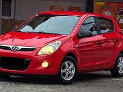 Culoarerosu Utilizat 2012 Hyundai i20 Classic | 2.790 EUR (Super Preț)
