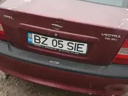Utilizat 2003 Opel Vectra | 5.000 EUR