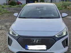 Alb Utilizat 2016 Hyundai Ioniq Berlinǎ | 13.200 EUR (Puțin scump)