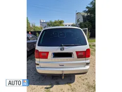 Gri Utilizat 2007 Seat Alhambra Monovolum | 2.550 EUR (Super Preț)