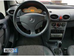 Negru Utilizat 1998 Mercedes A160 Hatchback | 2.100 EUR