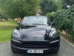 Culoarenegru Utilizat 2012 Porsche Cayenne SUV | 17.300 EUR (Super Preț)