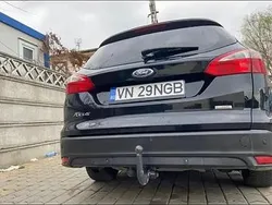 Utilizat 2013 Ford Focus Berlinǎ | 4.900 EUR (Preț OK)