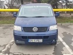 Albastru Utilizat 2004 VW T5 Van | 4.800 EUR
