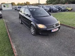 Negru Utilizat 2011 VW Golf Plus Cross Monovolum | 3.800 EUR (Preț bun)