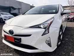 Culoarealb Utilizat 2016 Toyota Prius Sol Berlinǎ | 15.390 EUR